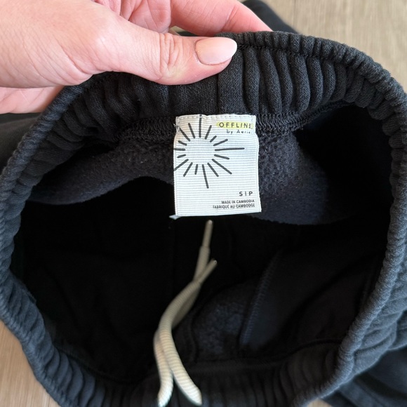 Aerie Cloud Fleece Shorts 3” Black, size S, like new! - Picture 4 of 4